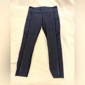 Lululemon Women’s Leggings Never Worn